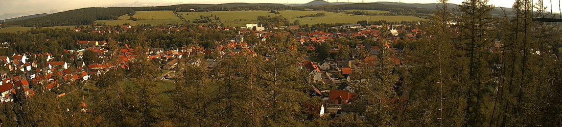 Live - Panoramablick vom Knieberg über Langewiesen