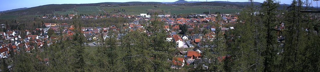 Live - Panoramablick vom Knieberg über Langewiesen