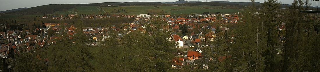 Live - Panoramablick vom Knieberg über Langewiesen