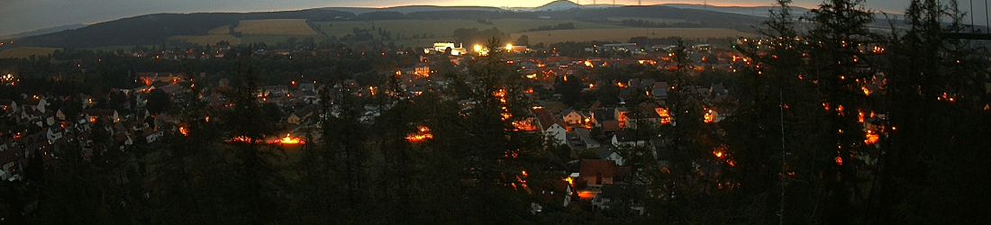 Live - Panoramablick vom Knieberg über Langewiesen