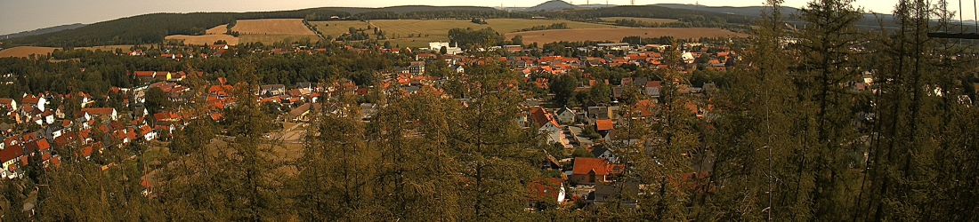 Live - Panoramablick vom Knieberg über Langewiesen