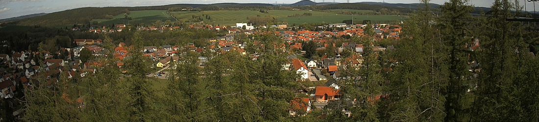 Live - Panoramablick vom Knieberg über Langewiesen