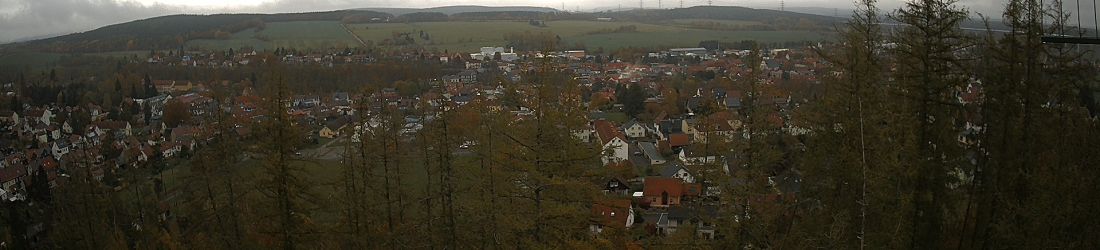 Live - Panoramablick vom Knieberg über Langewiesen