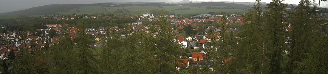Live - Panoramablick vom Knieberg über Langewiesen