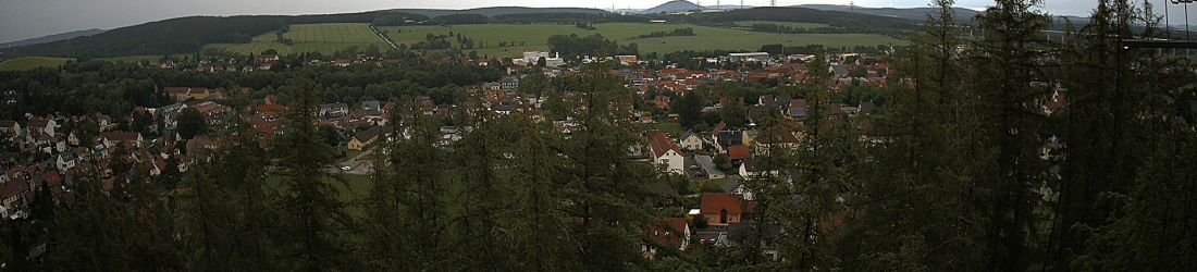 Live - Panoramablick vom Knieberg über Langewiesen