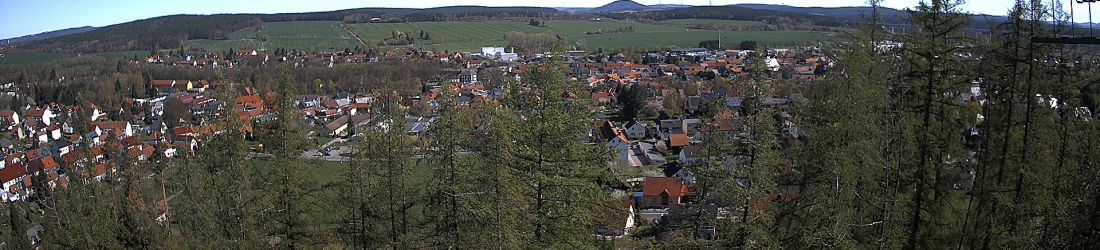 Live - Panoramablick vom Knieberg über Langewiesen