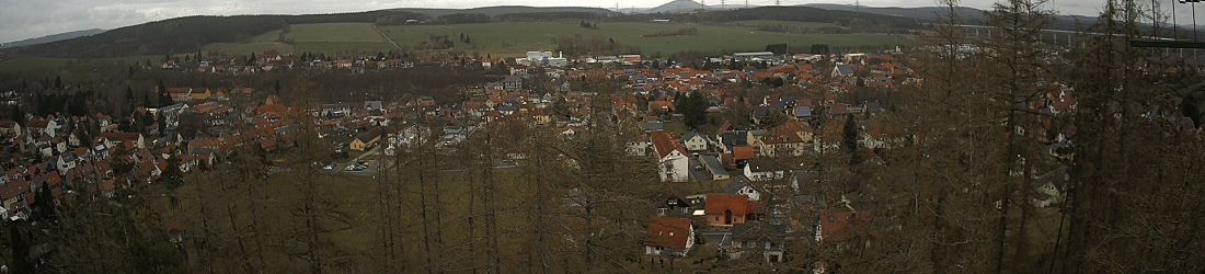 Live - Panoramablick vom Knieberg über Langewiesen