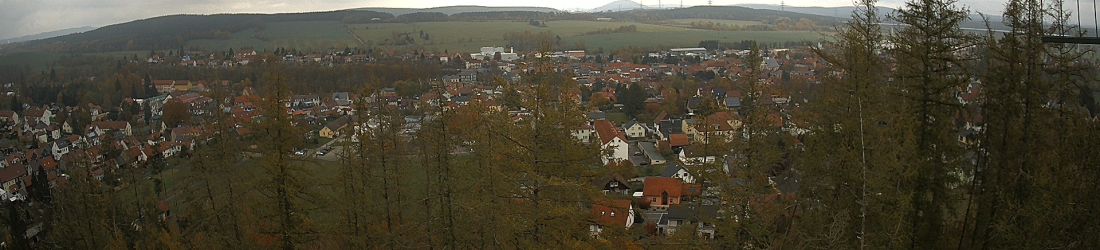 Live - Panoramablick vom Knieberg über Langewiesen