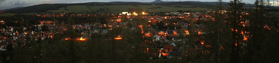 Live - Panoramablick vom Knieberg über Langewiesen