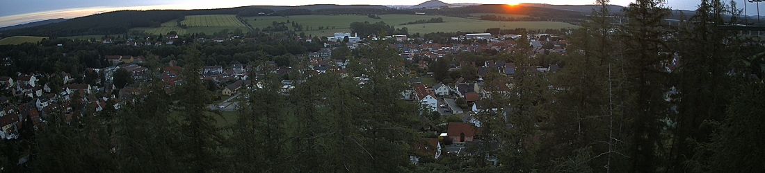 Live - Panoramablick vom Knieberg über Langewiesen