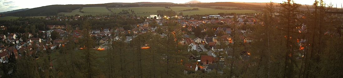 Live - Panoramablick vom Knieberg über Langewiesen