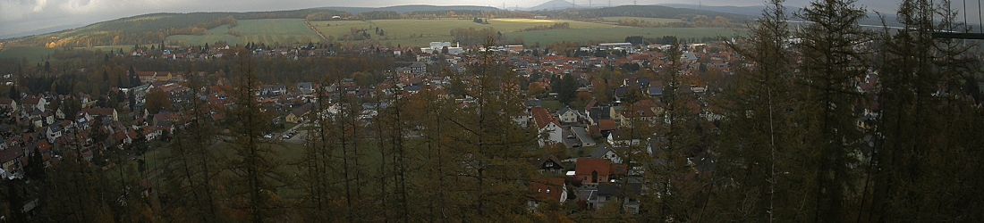 Live - Panoramablick vom Knieberg über Langewiesen