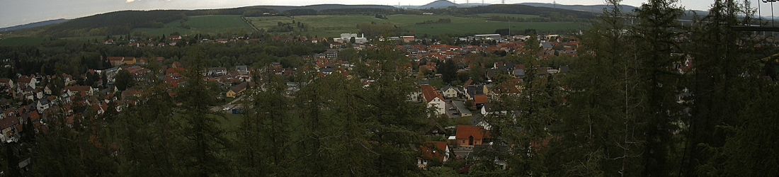 Live - Panoramablick vom Knieberg über Langewiesen