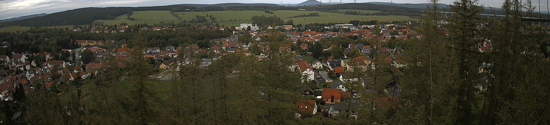 Live - Panoramablick vom Knieberg über Langewiesen