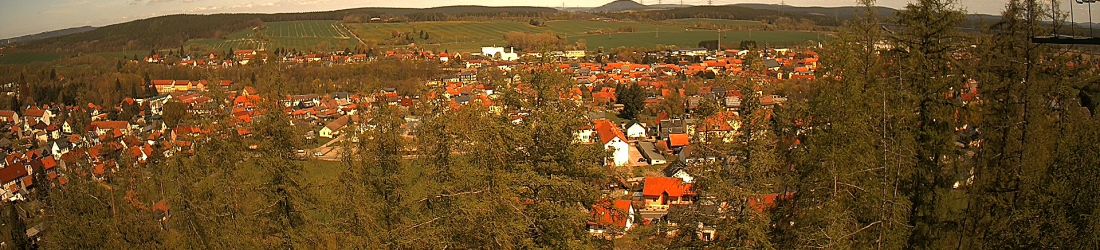 Live - Panoramablick vom Knieberg über Langewiesen
