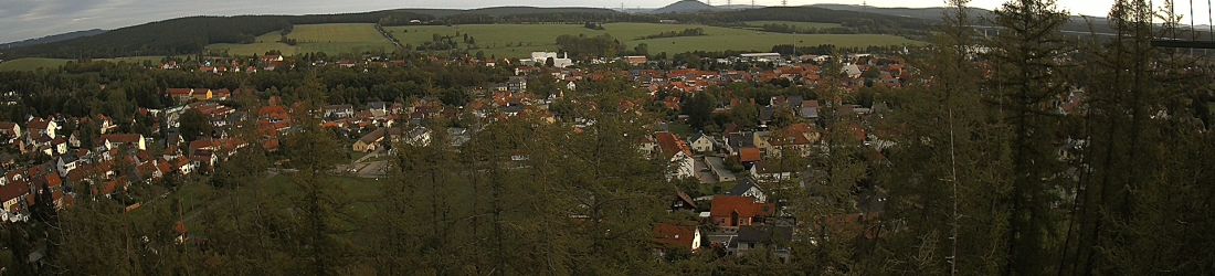 Live - Panoramablick vom Knieberg über Langewiesen