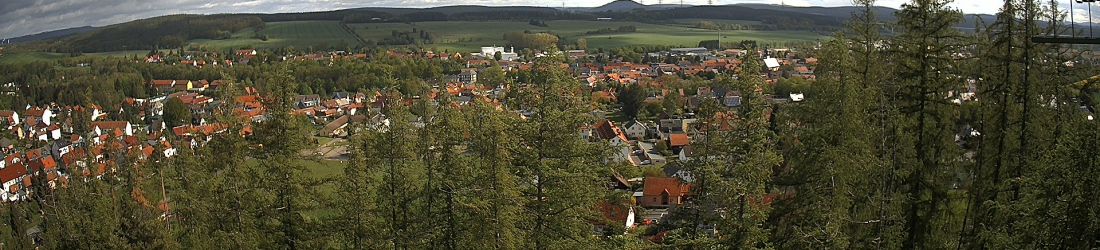 Live - Panoramablick vom Knieberg über Langewiesen
