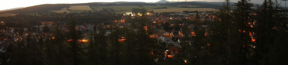 Live - Panoramablick vom Knieberg über Langewiesen