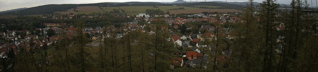 Live - Panoramablick vom Knieberg über Langewiesen