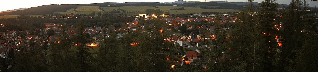 Live - Panoramablick vom Knieberg über Langewiesen