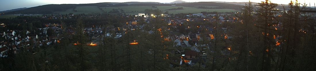 Live - Panoramablick vom Knieberg über Langewiesen