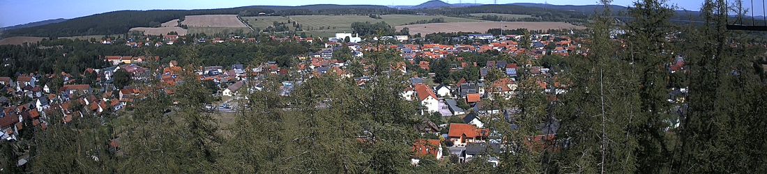 Live - Panoramablick vom Knieberg über Langewiesen