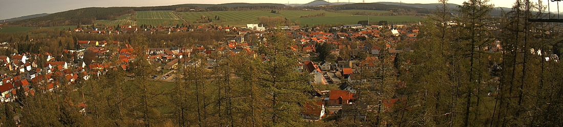 Live - Panoramablick vom Knieberg über Langewiesen