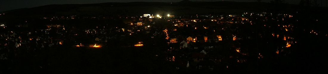 Live - Panoramablick vom Knieberg über Langewiesen