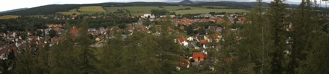 Live - Panoramablick vom Knieberg über Langewiesen