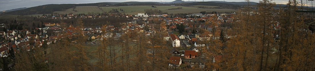 Live - Panoramablick vom Knieberg über Langewiesen