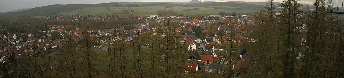 Live - Panoramablick vom Knieberg über Langewiesen