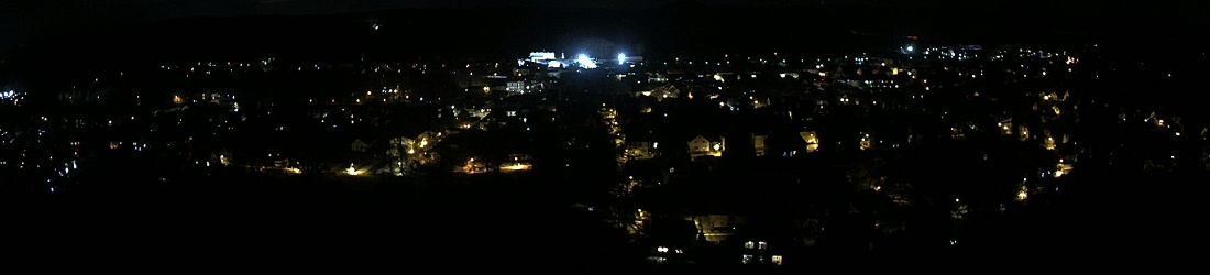 Live - Panoramablick vom Knieberg über Langewiesen