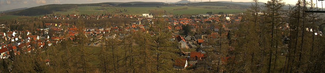Live - Panoramablick vom Knieberg über Langewiesen