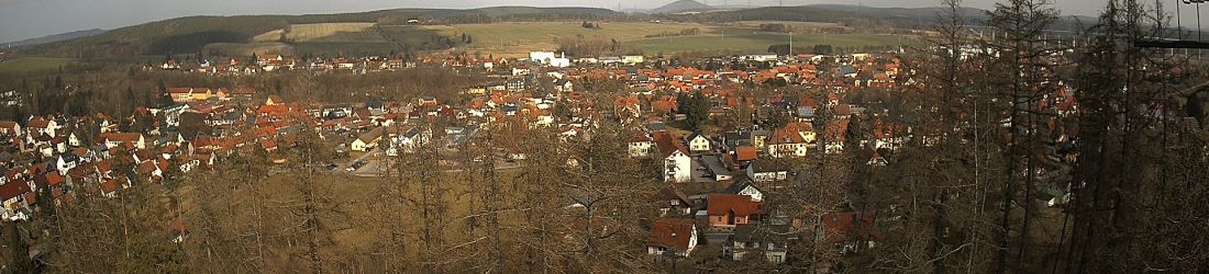 Live - Panoramablick vom Knieberg über Langewiesen