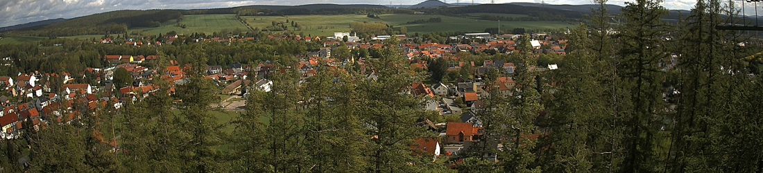 Live - Panoramablick vom Knieberg über Langewiesen