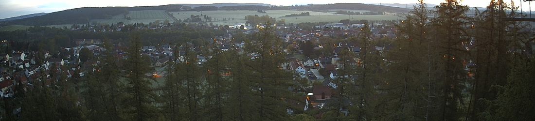 Live - Panoramablick vom Knieberg über Langewiesen