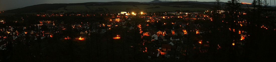 Live - Panoramablick vom Knieberg über Langewiesen