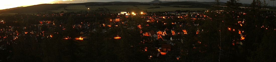 Live - Panoramablick vom Knieberg über Langewiesen